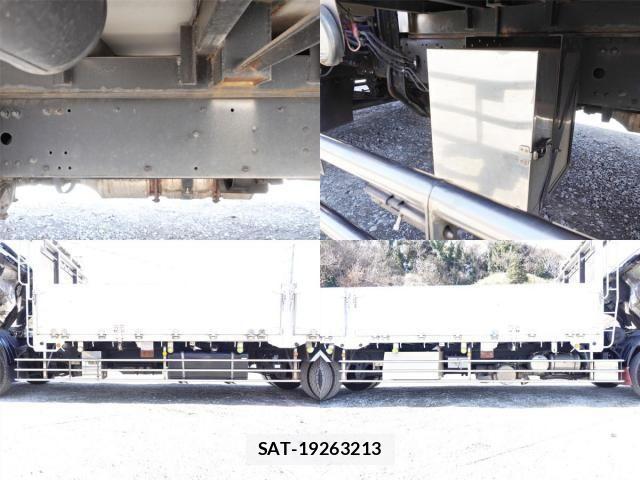 Mitsubishi FIGHTER 2015-12 3669224-23