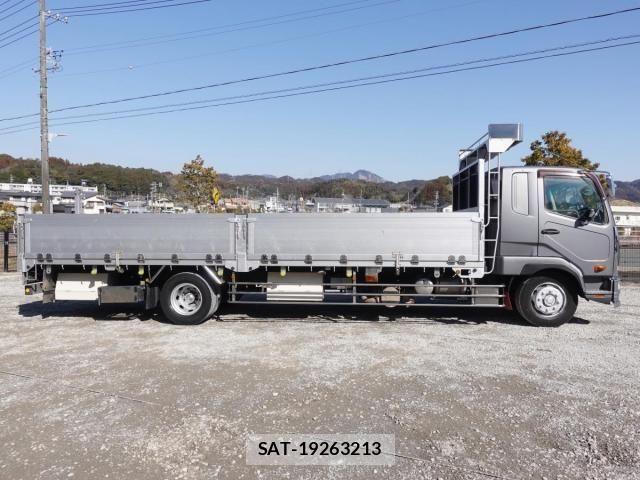 Mitsubishi FIGHTER 2015-12 3669224-7