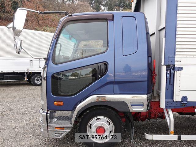Mitsubishi FIGHTER 2016-07 3669221-11