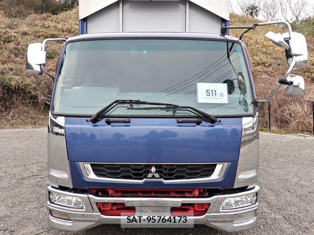 Mitsubishi FIGHTER 2016-07 3669221-1