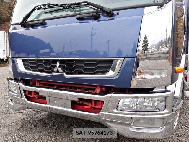 Mitsubishi FIGHTER 2016-07 3669221-2