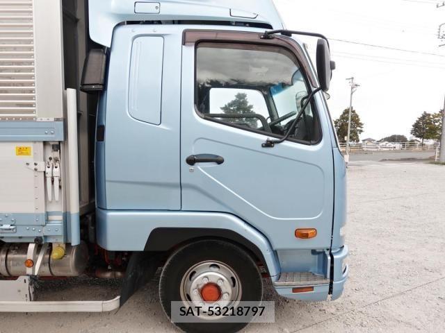Mitsubishi FIGHTER 2017-08 3669219-6