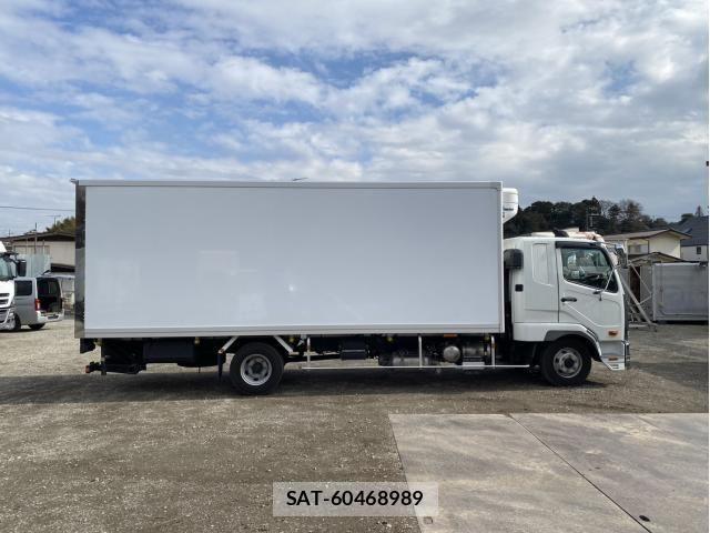 Mitsubishi FIGHTER 2023-05 3714207-7