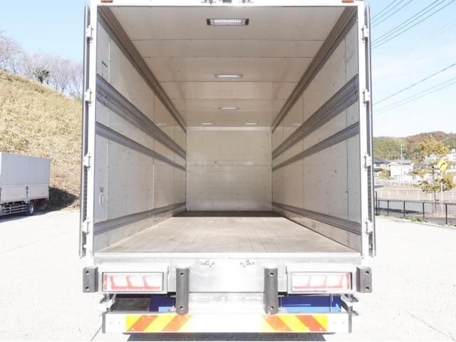 Mitsubishi FIGHTER 2015-03 3758456-9