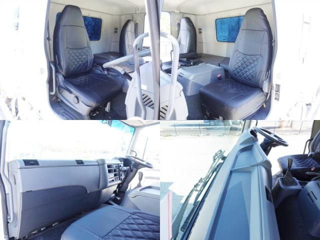 Mitsubishi FIGHTER 2015-03 3758456-18