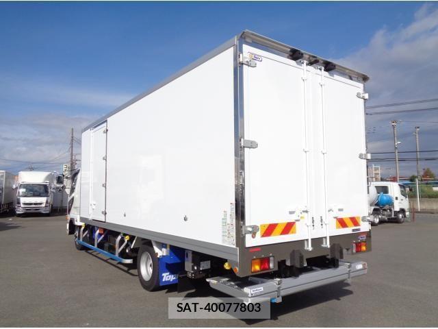 Mitsubishi FIGHTER 2025-11 3905501-3
