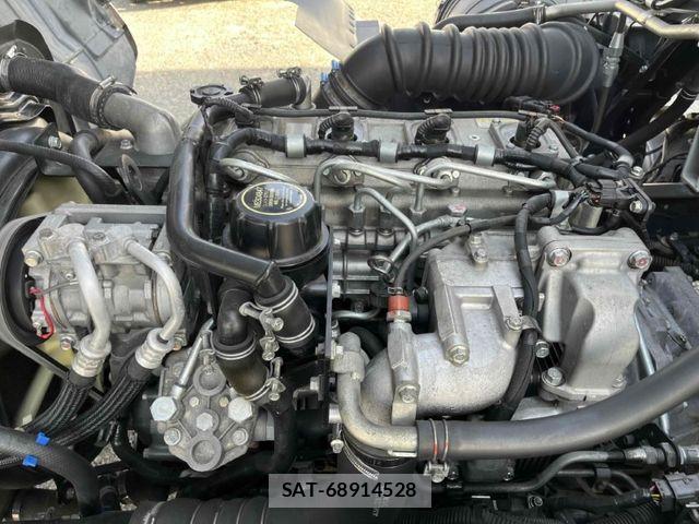 Mitsubishi FIGHTER 2019-08 3905520-24