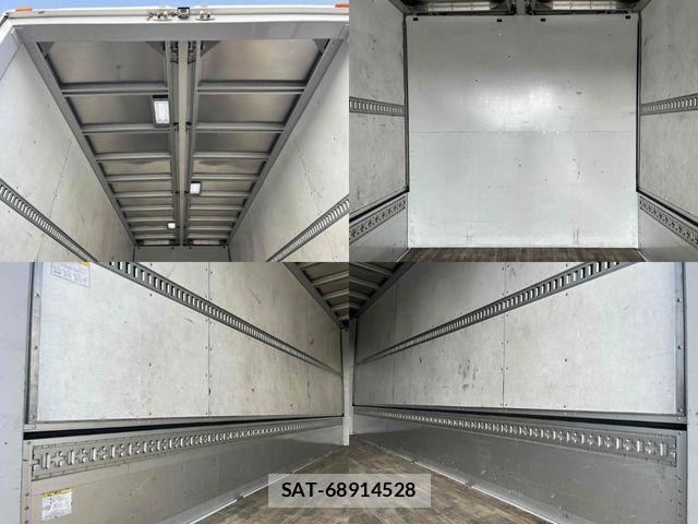 Mitsubishi FIGHTER 2019-08 3905520-8