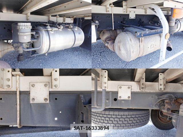 Mitsubishi FIGHTER 2018-08 3905521-18