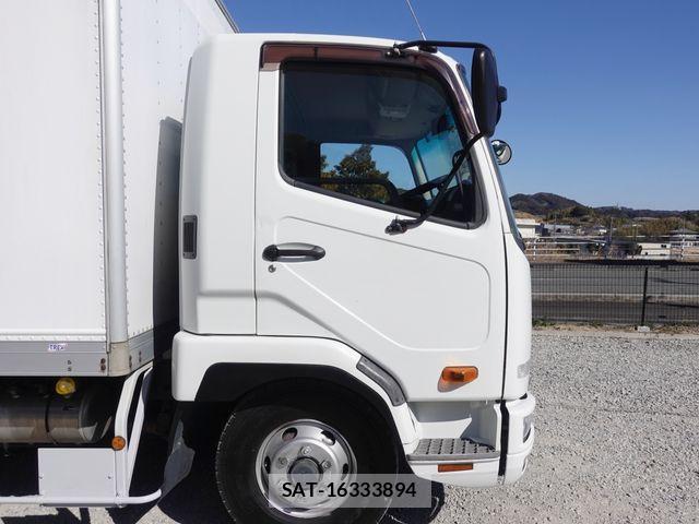 Mitsubishi FIGHTER 2018-08 3905521-4