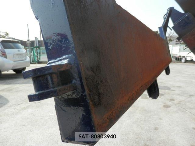 Mitsubishi FIGHTER 2021-12 3934132-13