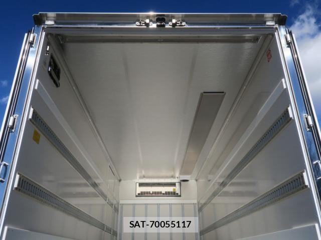 Mitsubishi FIGHTER 2025-09 4109454-8