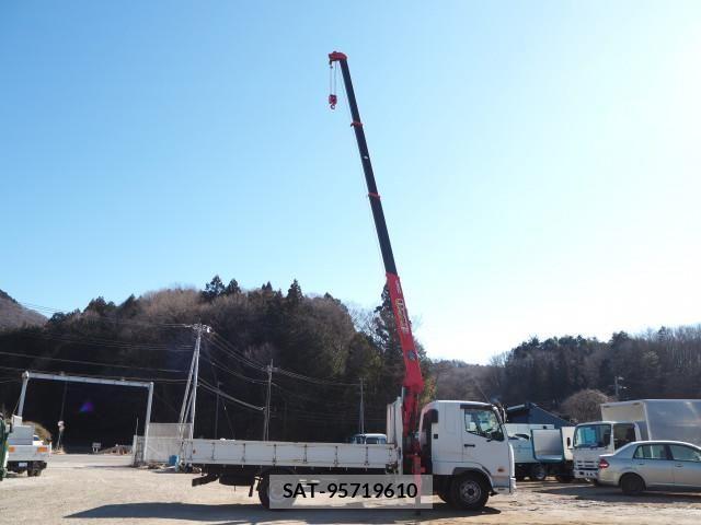 Mitsubishi FIGHTER 2015-12 4109496-11