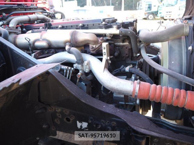 Mitsubishi FIGHTER 2015-12 4109496-20