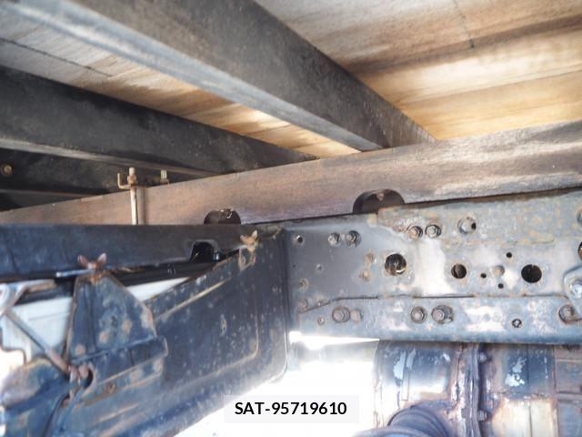 Mitsubishi FIGHTER 2015-12 4109496-25
