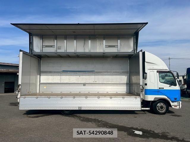 Mitsubishi FIGHTER 2015-06 4109503-10