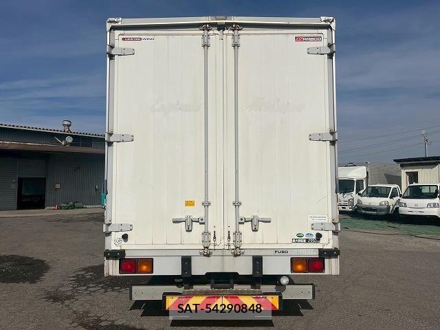 Mitsubishi FIGHTER 2015-06 4109503-6