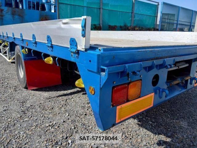 Mitsubishi FIGHTER 2007-03 4109500-13