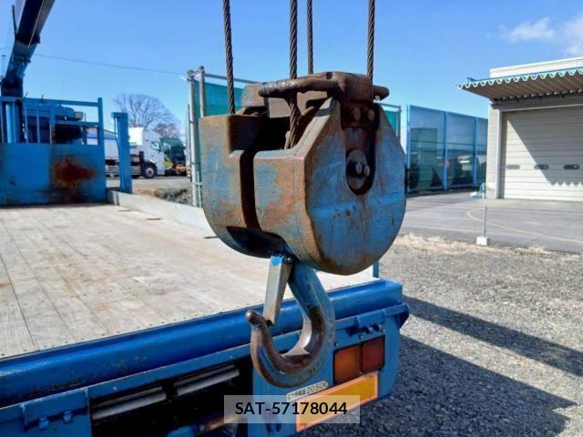 Mitsubishi FIGHTER 2007-03 4109500-22