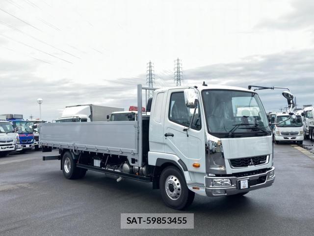 Mitsubishi FIGHTER 2025-06 4175419-1