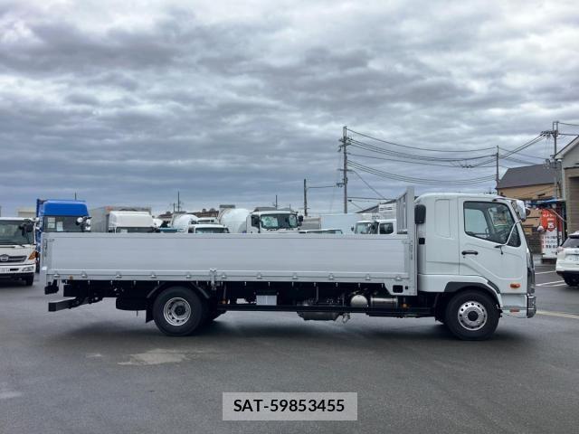 Mitsubishi FIGHTER 2025-06 4175419-5