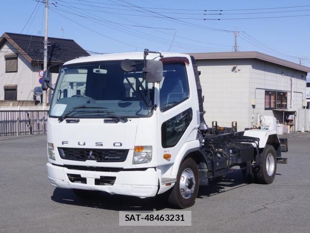 Mitsubishi FIGHTER 2016-09 4370772-0