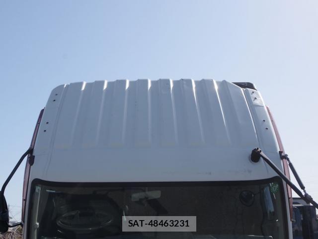 Mitsubishi FIGHTER 2016-09 4370772-14