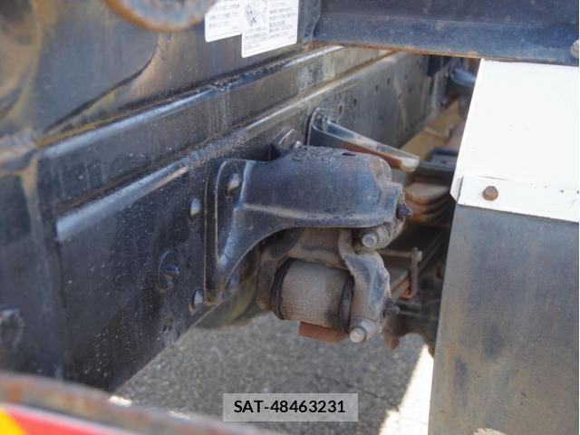Mitsubishi FIGHTER 2016-09 4370772-5