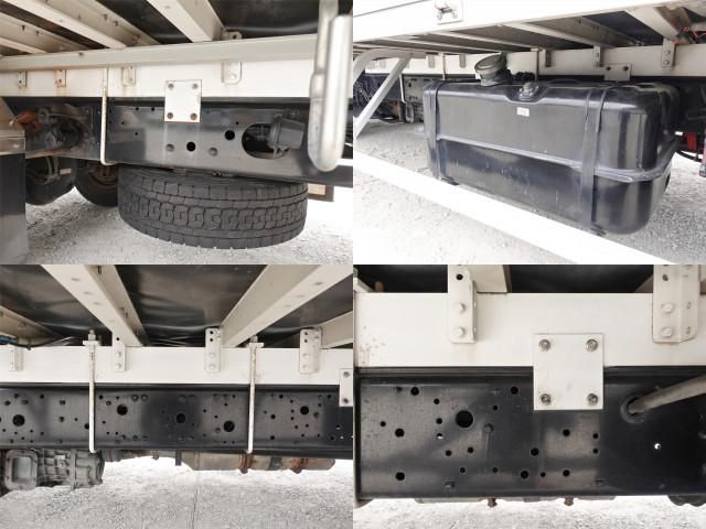 Mitsubishi FIGHTER 2014-03 4384496-23