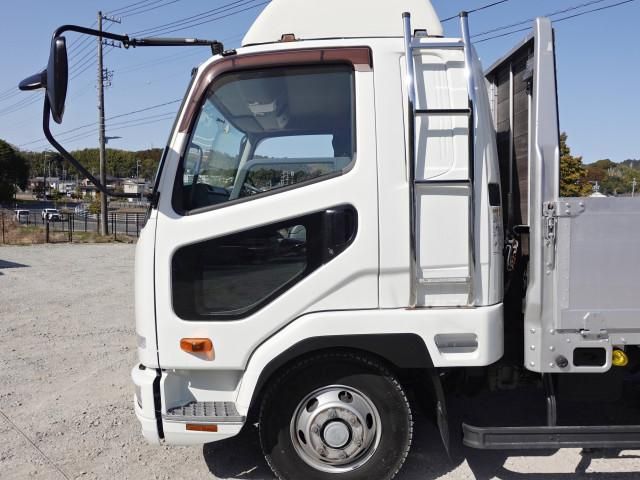Mitsubishi FIGHTER 2014-05 4384482-11