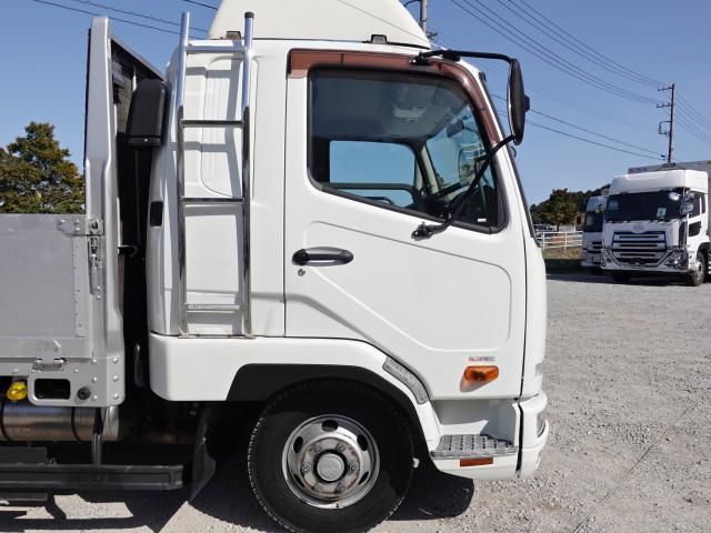 Mitsubishi FIGHTER 2014-05 4384482-4