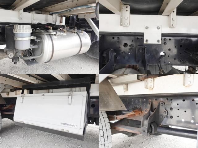 Mitsubishi FIGHTER 2014-03 4384494-21