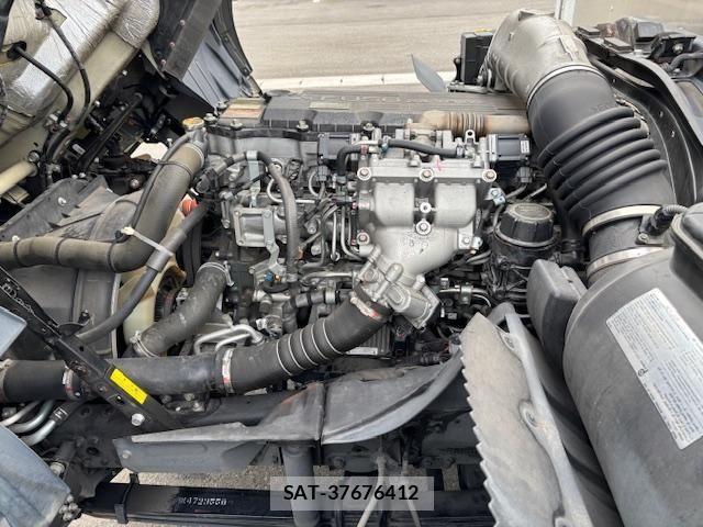 Mitsubishi FIGHTER 2018-11 4592025-28