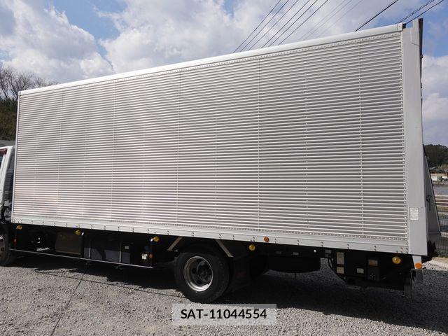 Mitsubishi FIGHTER 2015-06 4638909-9