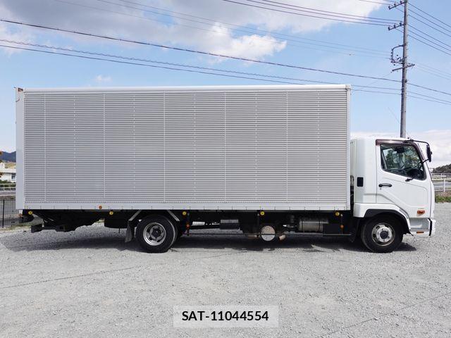 Mitsubishi FIGHTER 2015-06 4638909-6