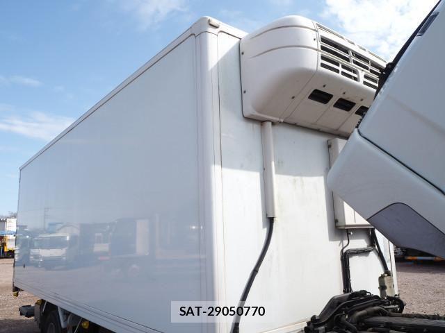 Mitsubishi FIGHTER 2014-08 4753433-9