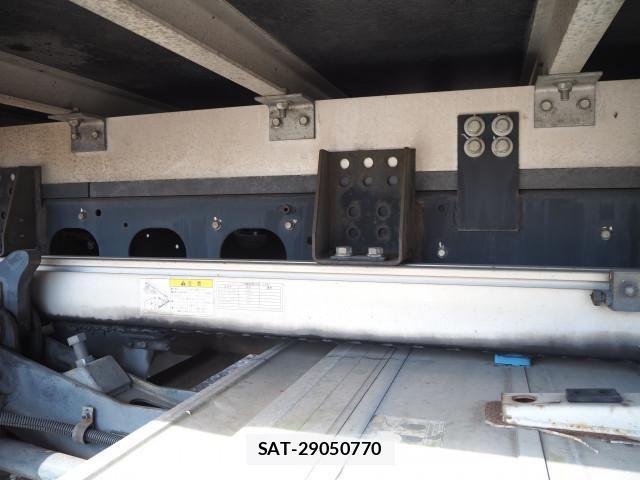 Mitsubishi FIGHTER 2014-08 4753433-25