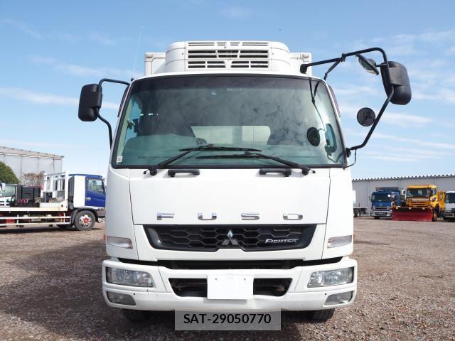 Mitsubishi FIGHTER 2014-08 4753433-7