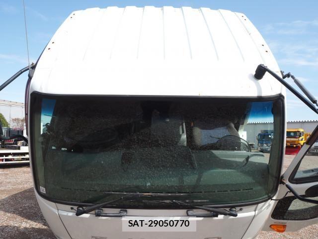 Mitsubishi FIGHTER 2014-08 4753433-8