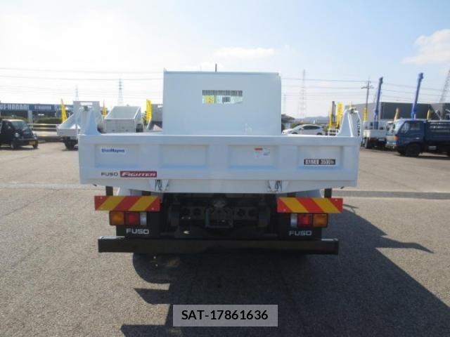 Mitsubishi FIGHTER 2025-11 4941308-6