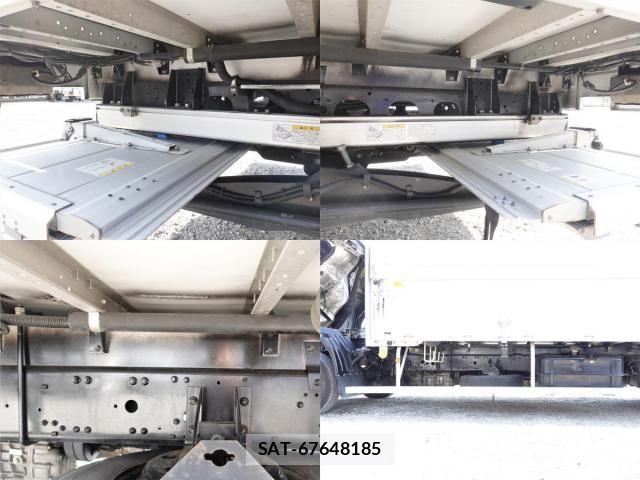 Mitsubishi FIGHTER 2018-01 5867601-24