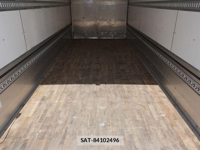 Mitsubishi FIGHTER 2020-03 5867597-14
