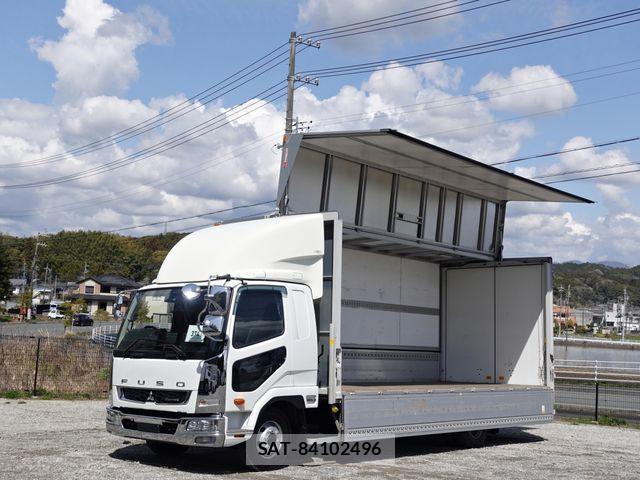 Mitsubishi FIGHTER 2020-03 5867597-25