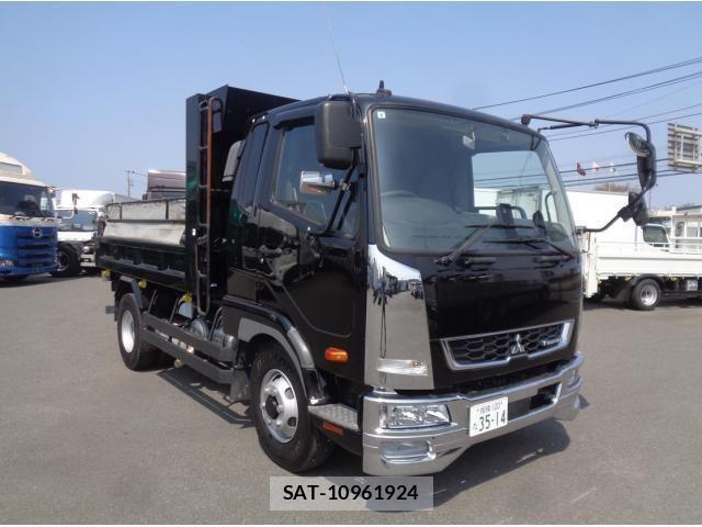 Mitsubishi FIGHTER 2021-07 5867581-0
