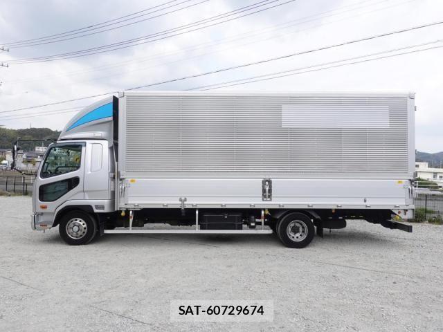 Mitsubishi FIGHTER 2020-08 5867602-10