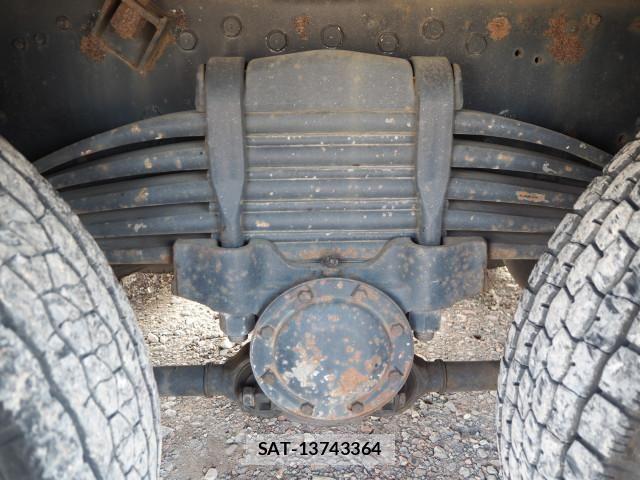 Mitsubishi FIGHTER 2004-05 5867585-23