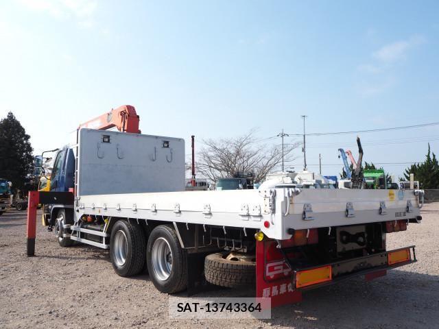 Mitsubishi FIGHTER 2004-05 5867585-2