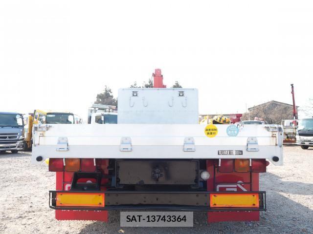 Mitsubishi FIGHTER 2004-05 5867585-3