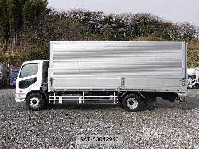 Mitsubishi FIGHTER 2011-08 6005794-10