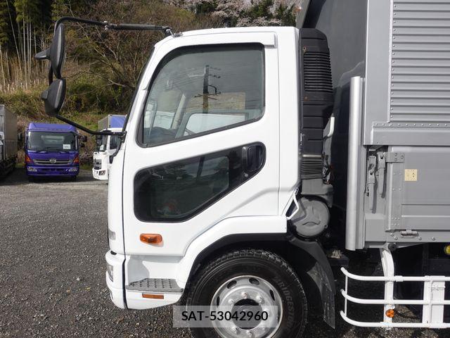Mitsubishi FIGHTER 2011-08 6005794-12